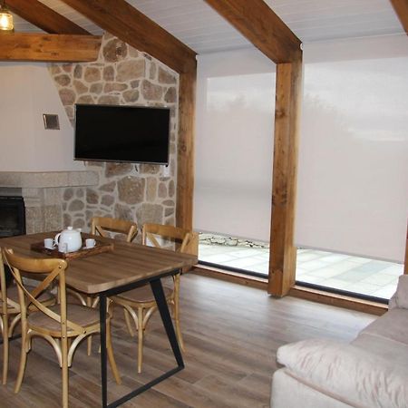 O Muino Casa Ferrador Ribeira Sacra Lägenhet Barantes Exteriör bild