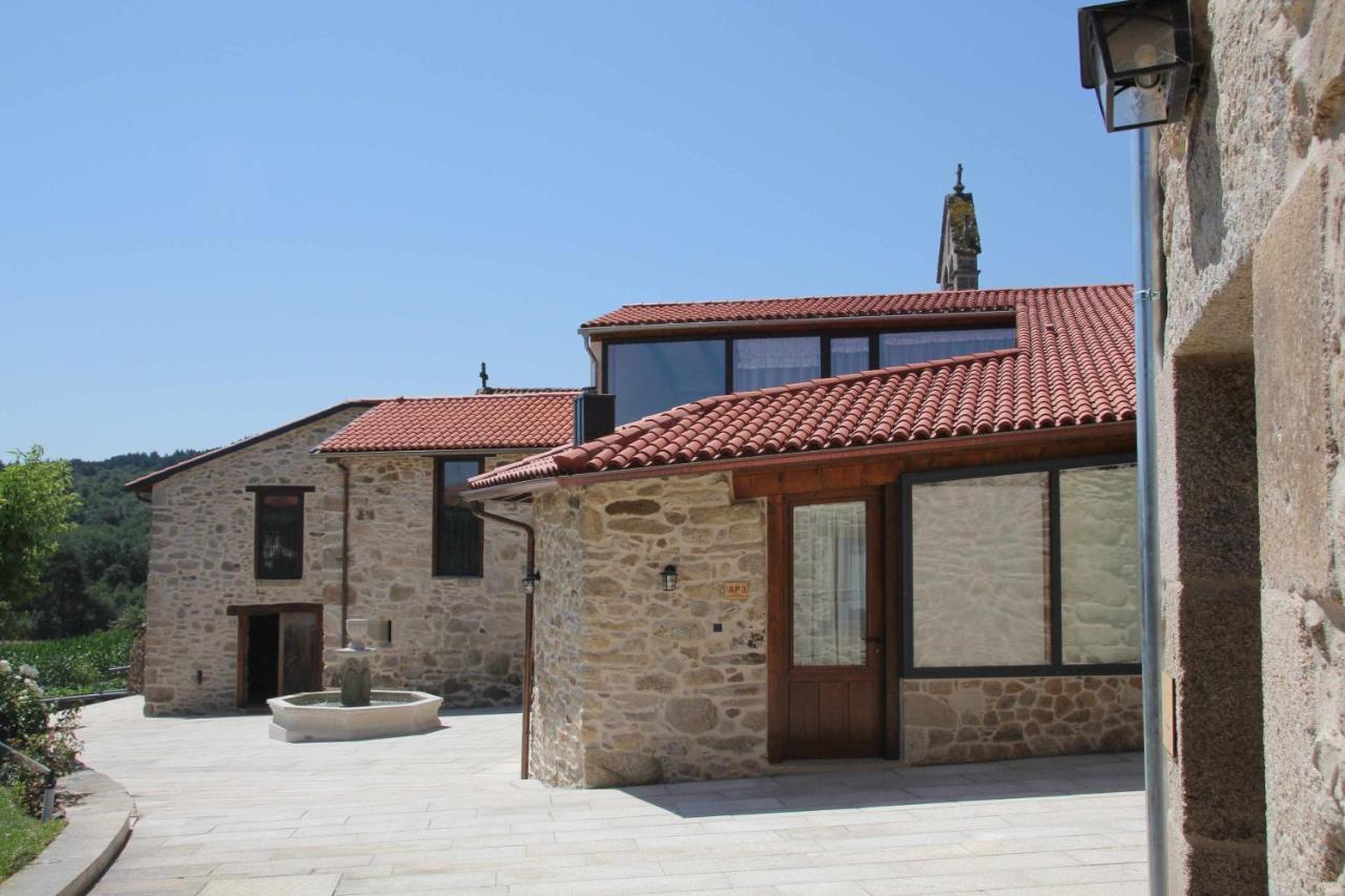 O Muino Casa Ferrador Ribeira Sacra Lägenhet Barantes Exteriör bild