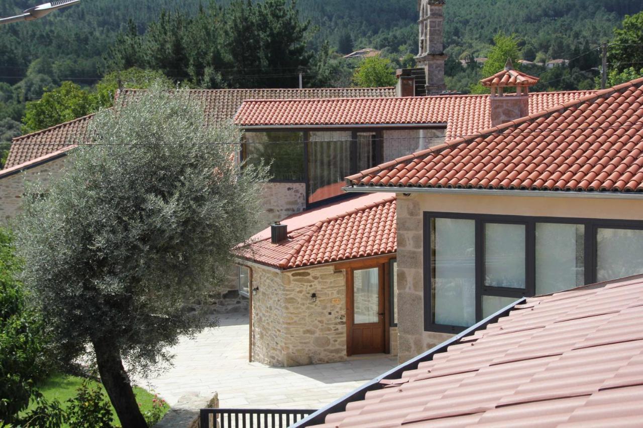 O Muino Casa Ferrador Ribeira Sacra Lägenhet Barantes Exteriör bild